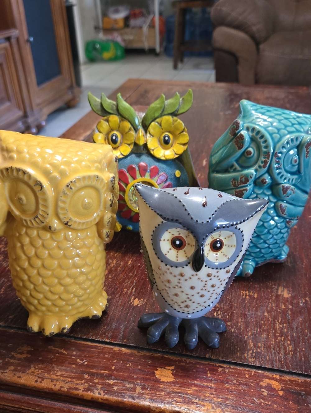 Lot Of 4 Vintage Owl Statues